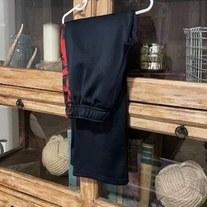 Under Armour loose cold gear athletic pants